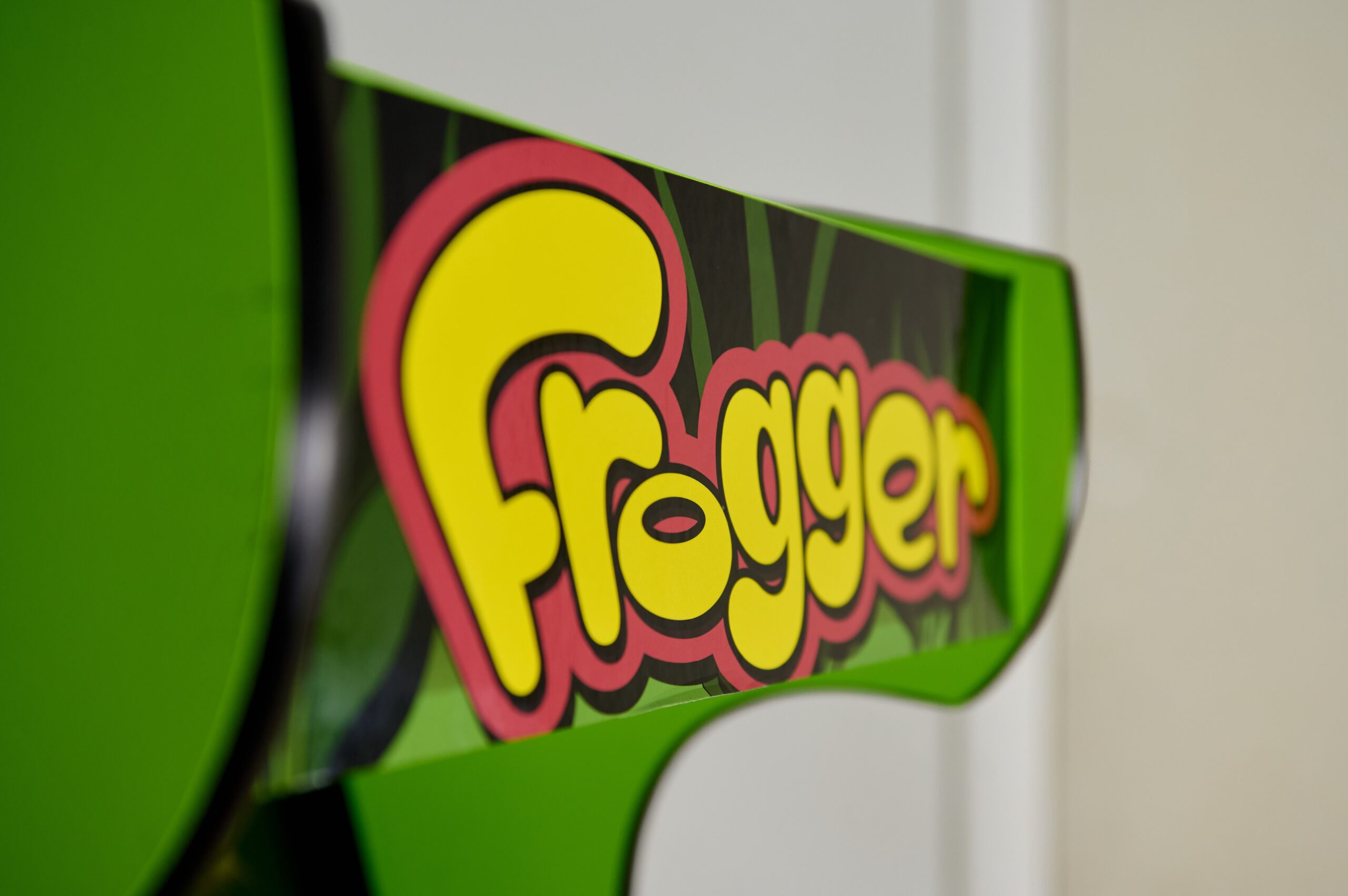 Arcade Machine, Frogger 516 Retro Games- Full Size LCD Screen, Buttons and Joystick Free Shipping - Image 5